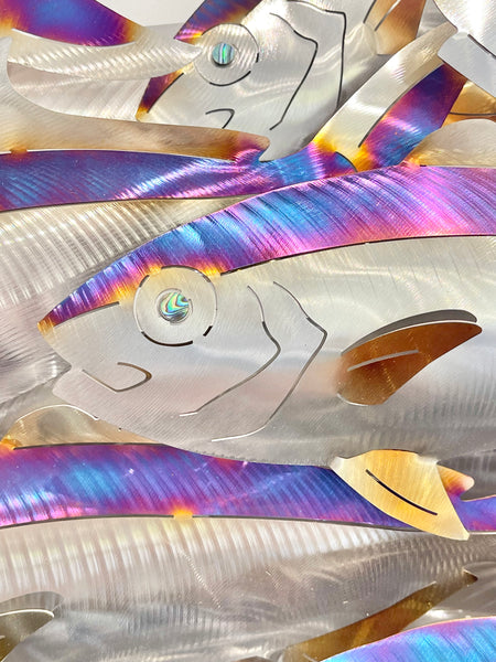 Darting Kingfish & Snapper school electric blue.