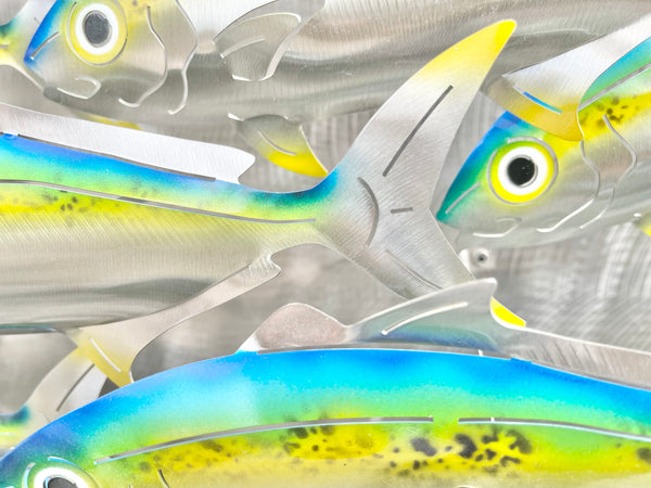 Airbrushed Oval Kingfish school